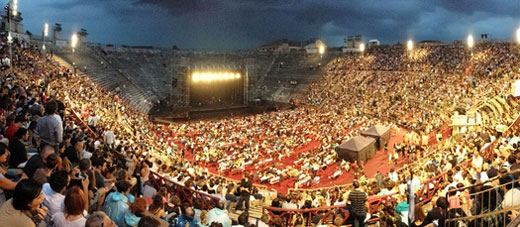 Arena di Verona von innen